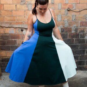 Manners London Petite Asri Dress in All The Greens - size XL